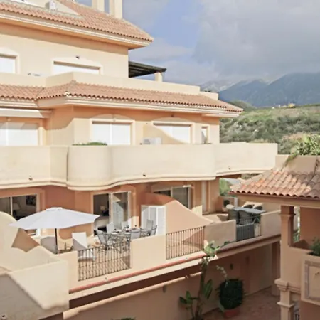 Aloha Hill Club Lluxury 5 Star Golf Near Puerto Banus And * Marbellac