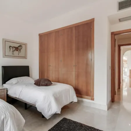 Aloha Hill Club Lluxury 5 Star Golf Near Puerto Banus And Appartement